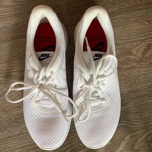 Size 7.5 white Nike